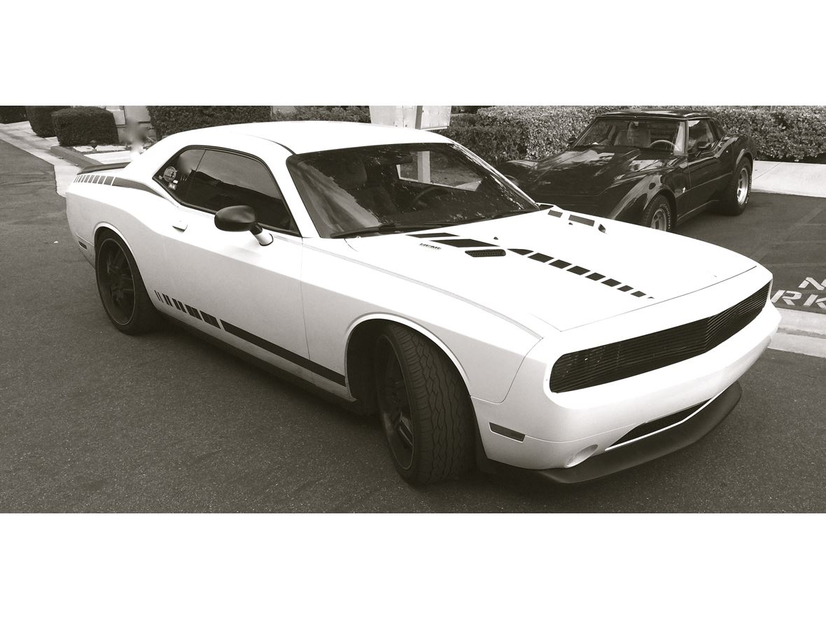 2011 Dodge Challenger for sale by owner in Aliso Viejo