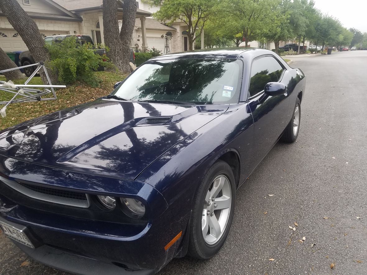 2014 Dodge Challenger for sale by owner in San Antonio