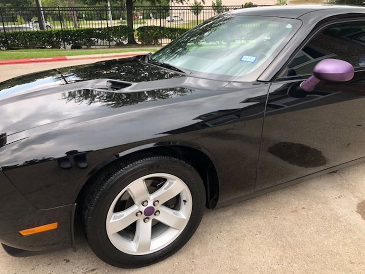 2014 Dodge Challenger for sale by owner in Houston