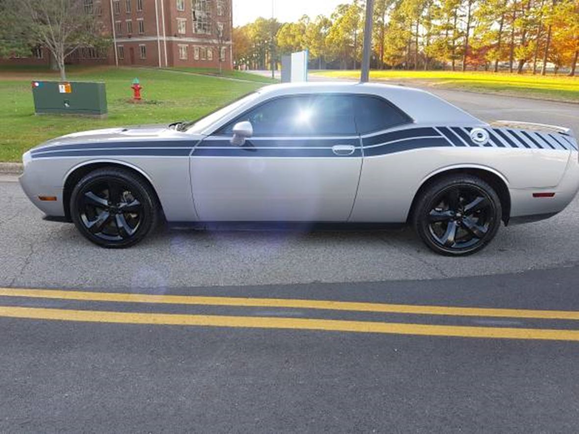 2014 Dodge Challenger for sale by owner in Greenville