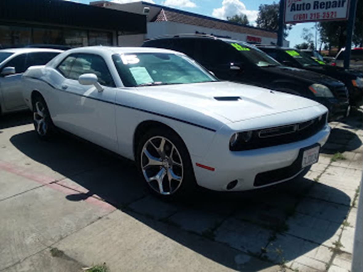 2015 Dodge Challenger for sale by owner in Escondido