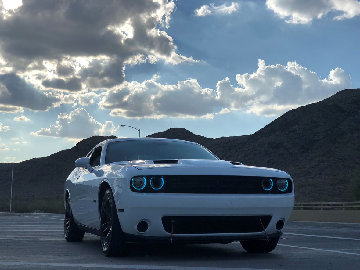 2016 Dodge Challenger for sale by owner in Phoenix