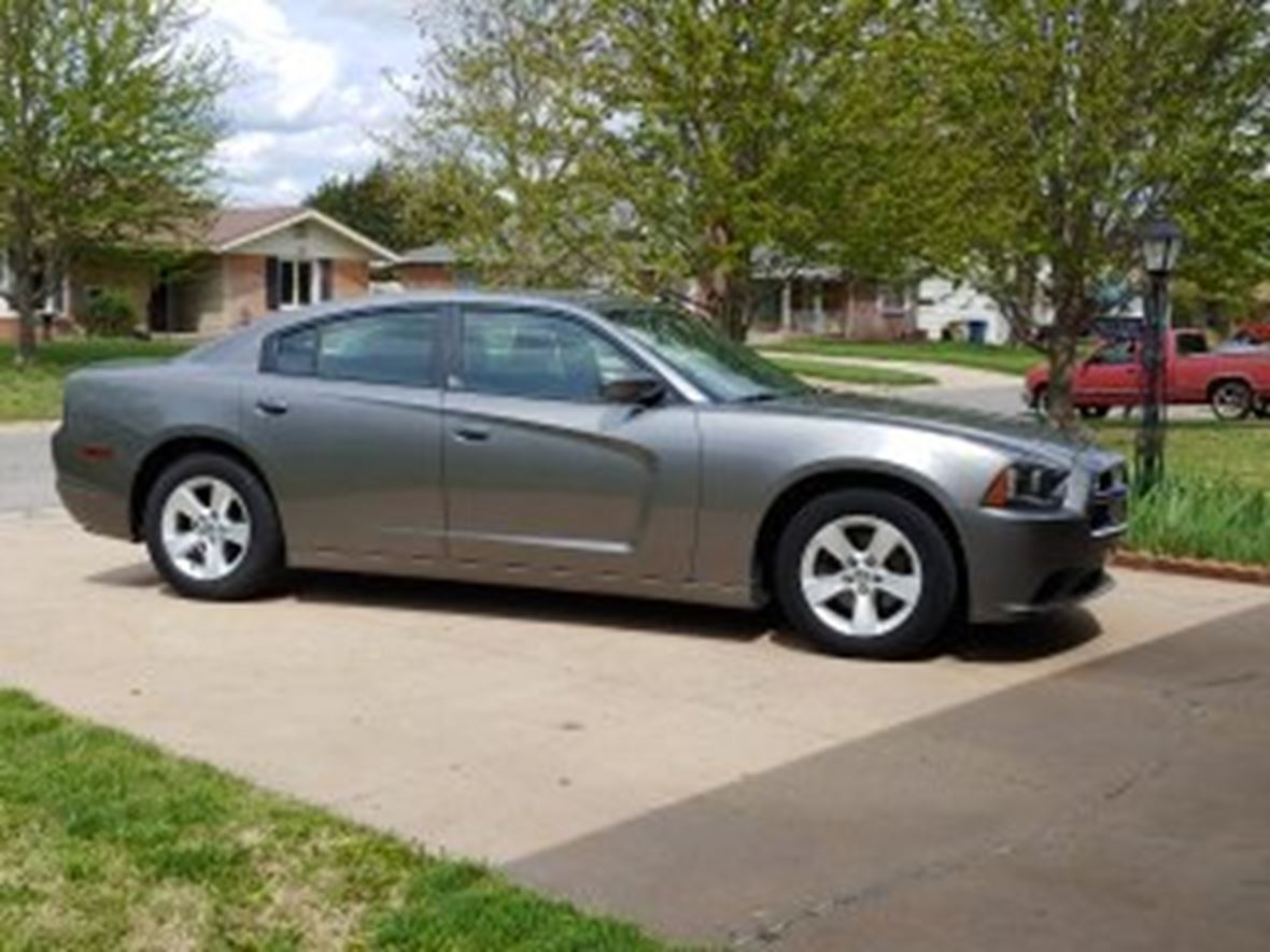 2012 Dodge Charger for sale by owner in Hutchinson