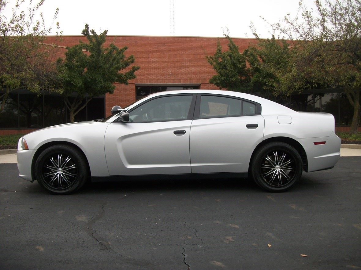 2013 Dodge Charger for sale by owner in Columbus