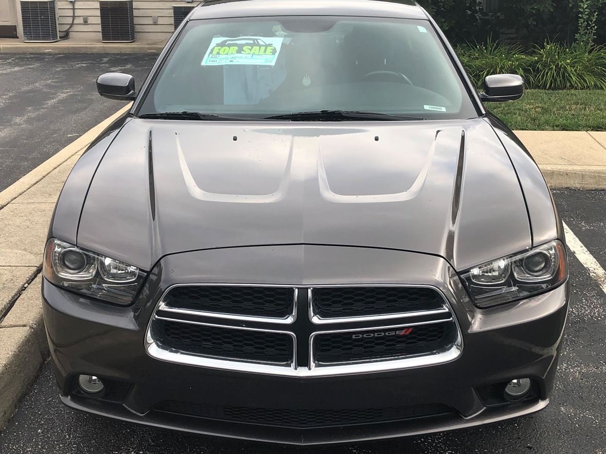 2014 Dodge Charger for sale by owner in Solsberry