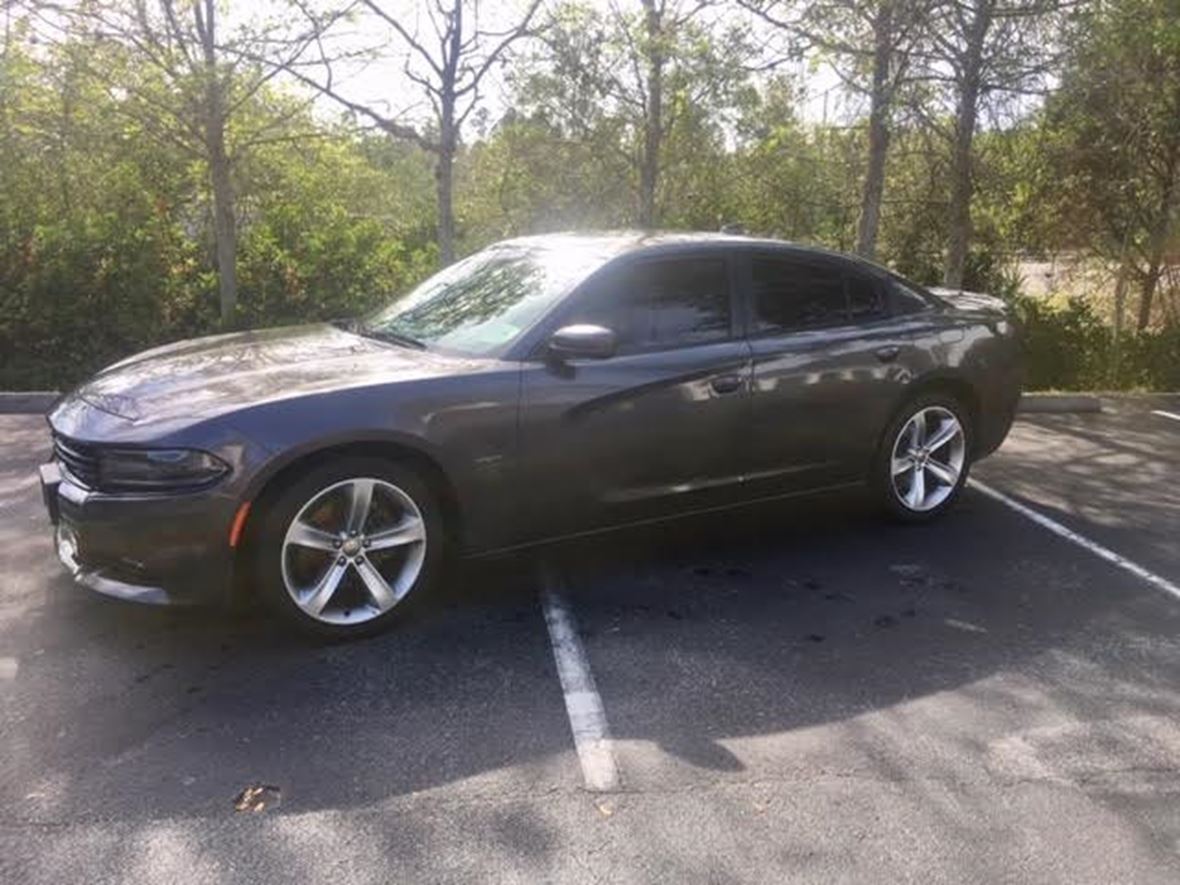 2016 Dodge Charger for sale by owner in Ormond Beach