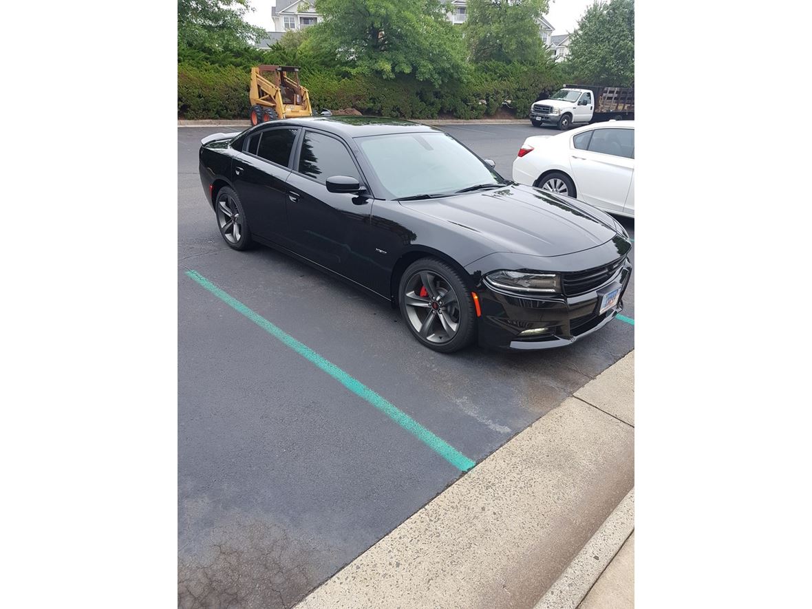 2017 Dodge Charger for sale by owner in Manassas