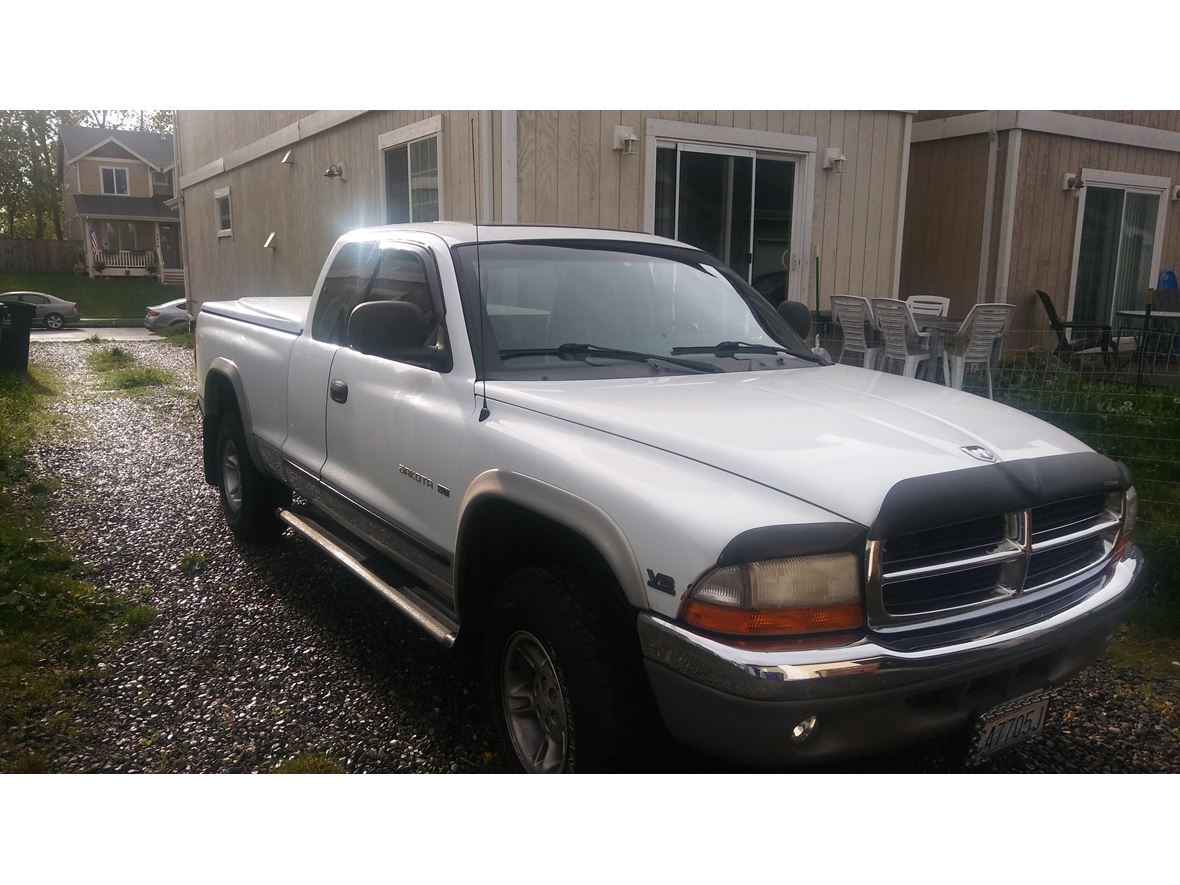 1999 Dodge Dakota for sale by owner in Tacoma