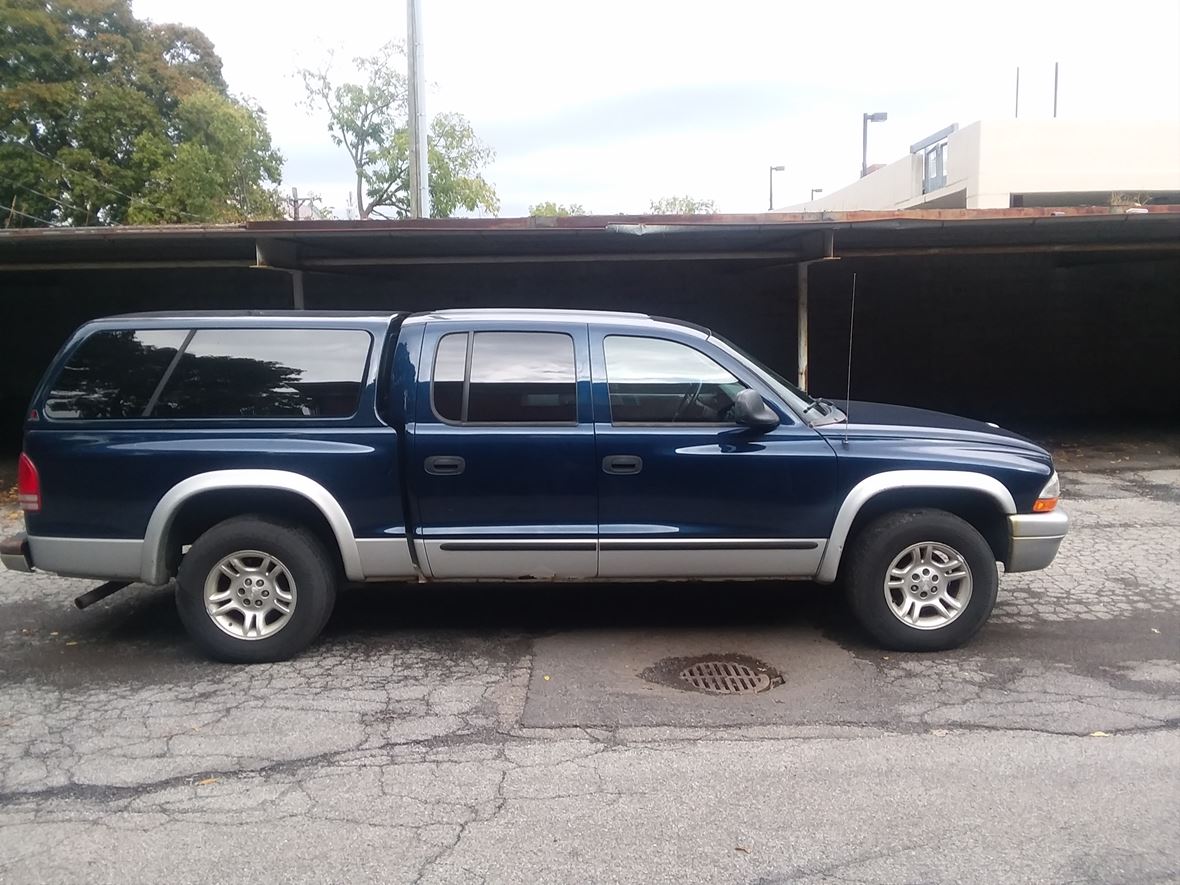 2004 Dodge Dakota for sale by owner in Rochester