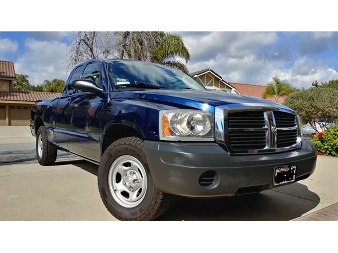 2007 Dodge Dakota for sale by owner in Upland
