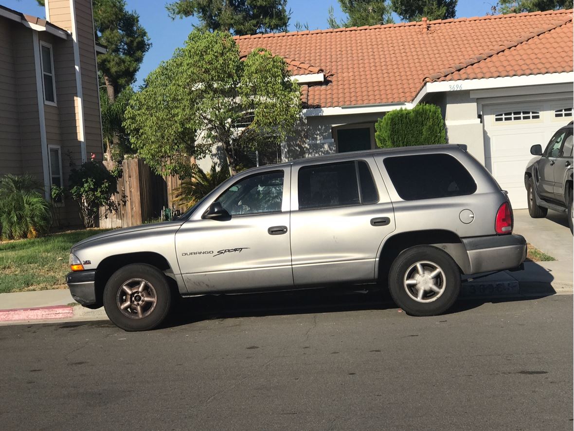 2000 Dodge Durango for sale by owner in Moreno Valley
