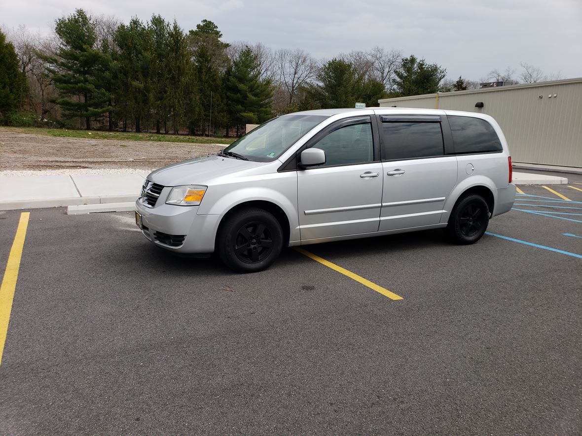 2008 Dodge Grand Caravan for sale by owner in Absecon