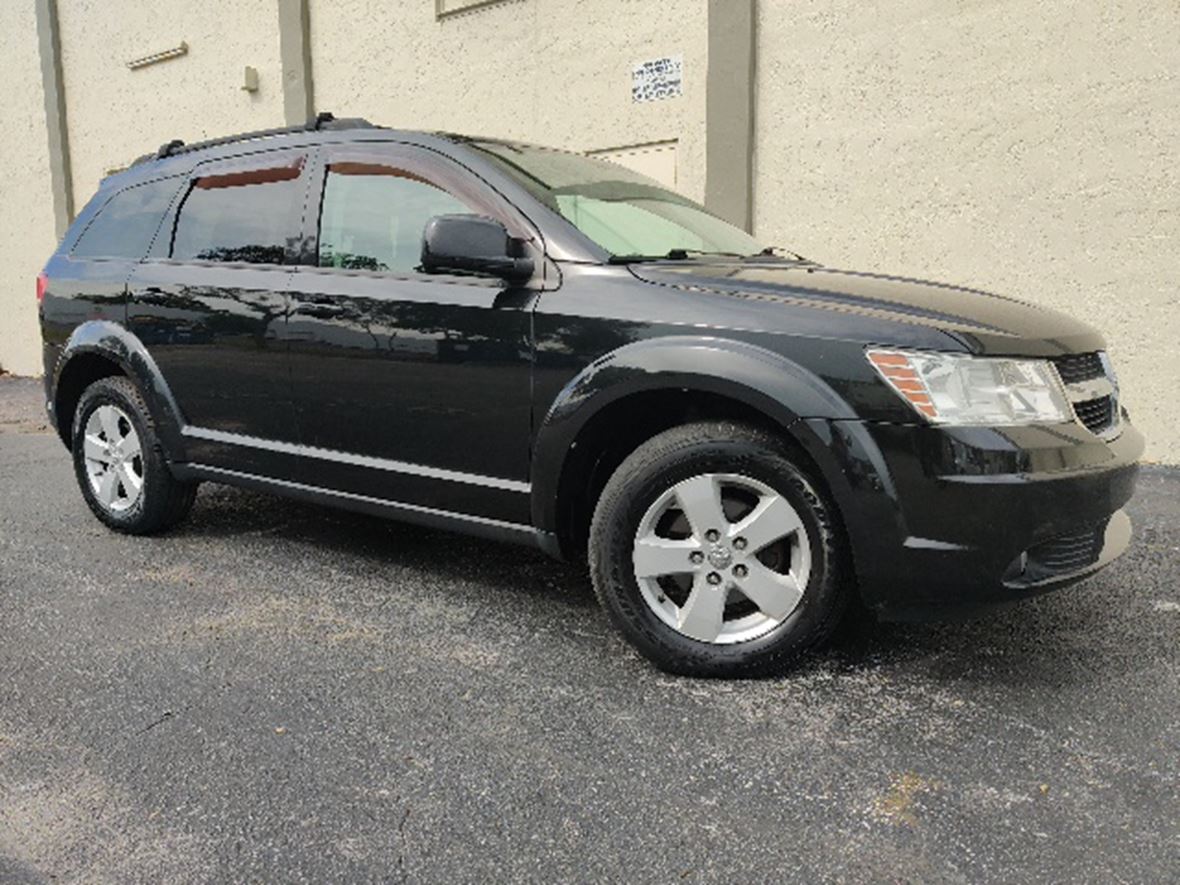 2010 Dodge Journey SXT  for sale by owner in Miami