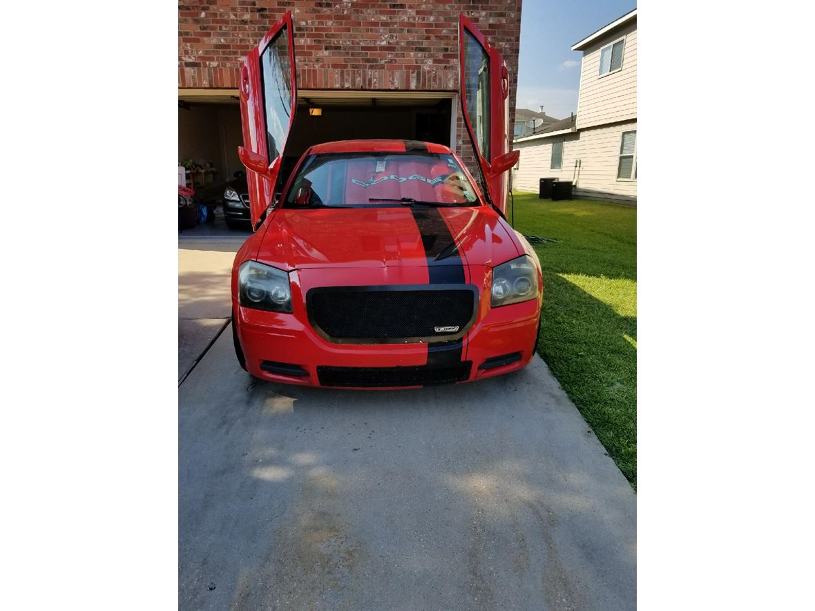 2005 Dodge Magnum for sale by owner in Cypress