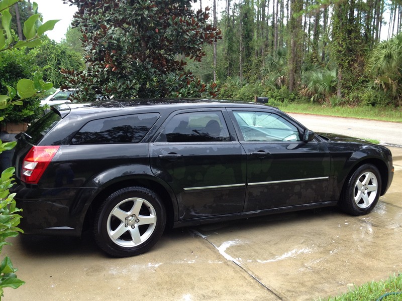 2007 Dodge Magnum for Sale by Owner in Palm Coast, FL 32164