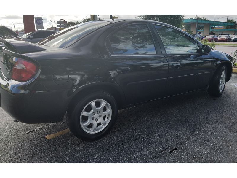 2004 Dodge Neon for sale by owner in Kissimmee