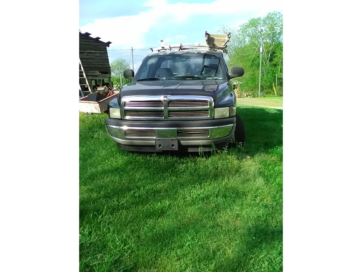 1999 Dodge Ram 1500 for sale by owner in Canton