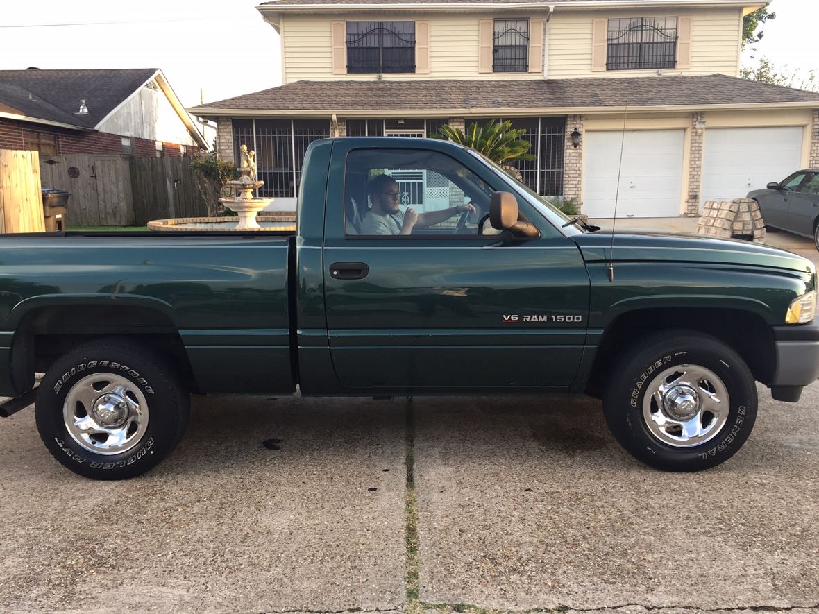 2001 Dodge Ram 1500 for Sale by Private Owner in Kenner, LA 70065