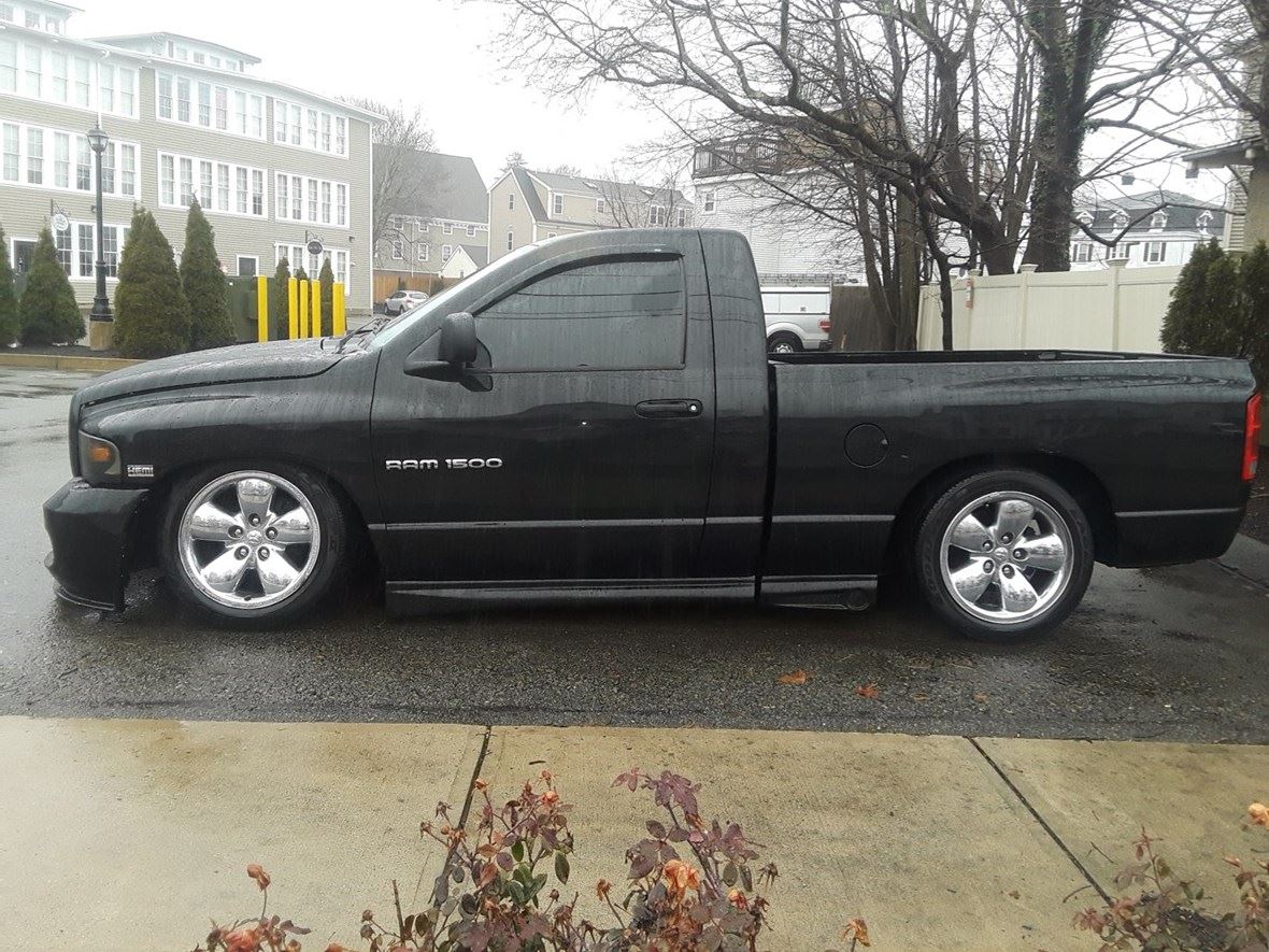 2004 Dodge Ram 1500 for sale by owner in Whitman