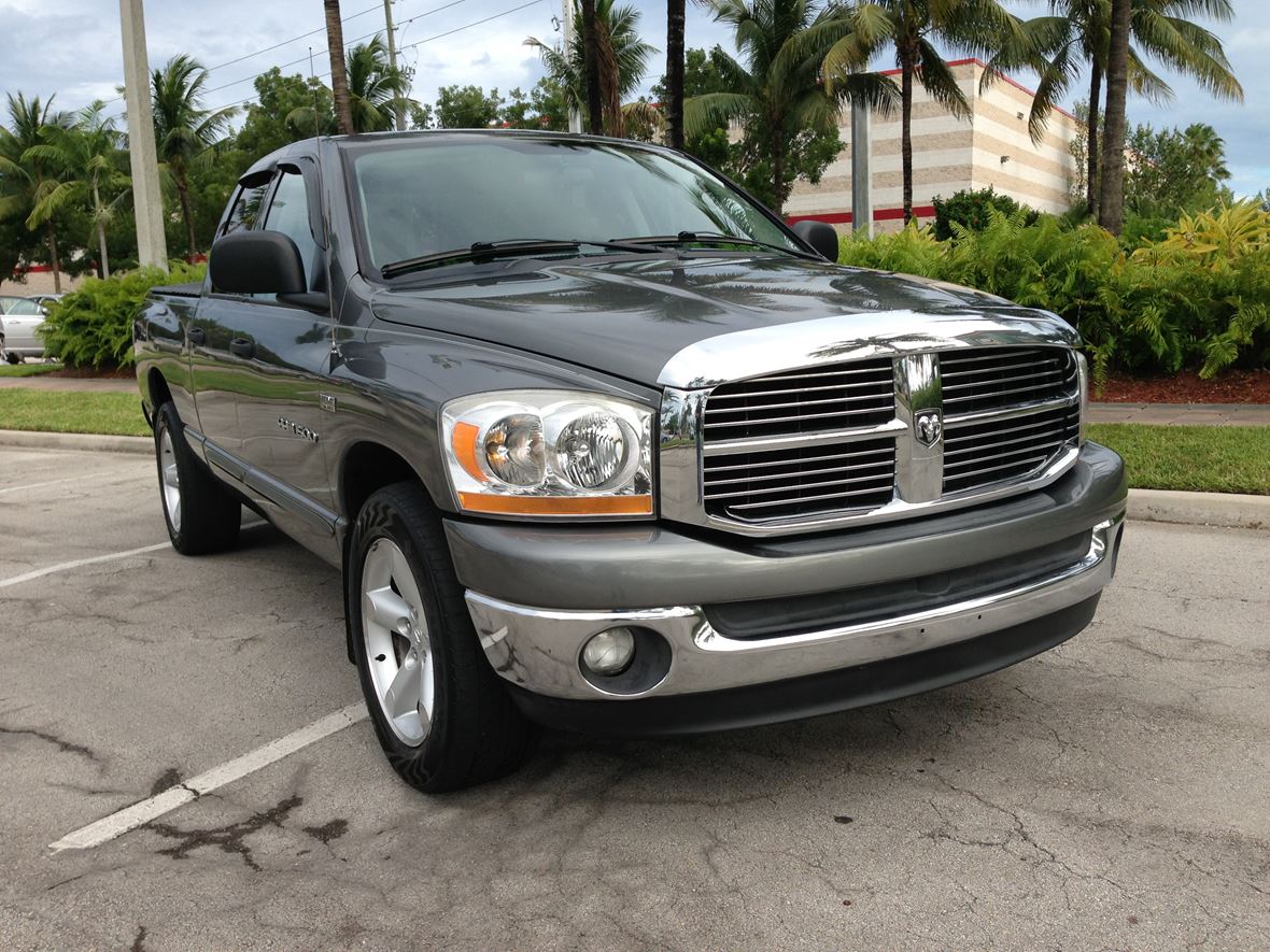 2006 Dodge Ram 1500 for sale by owner in Miami