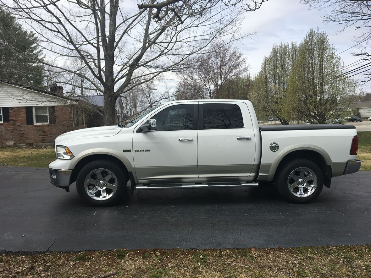 2010 Dodge Ram 1500 for Sale by Owner in Slade, KY 40376