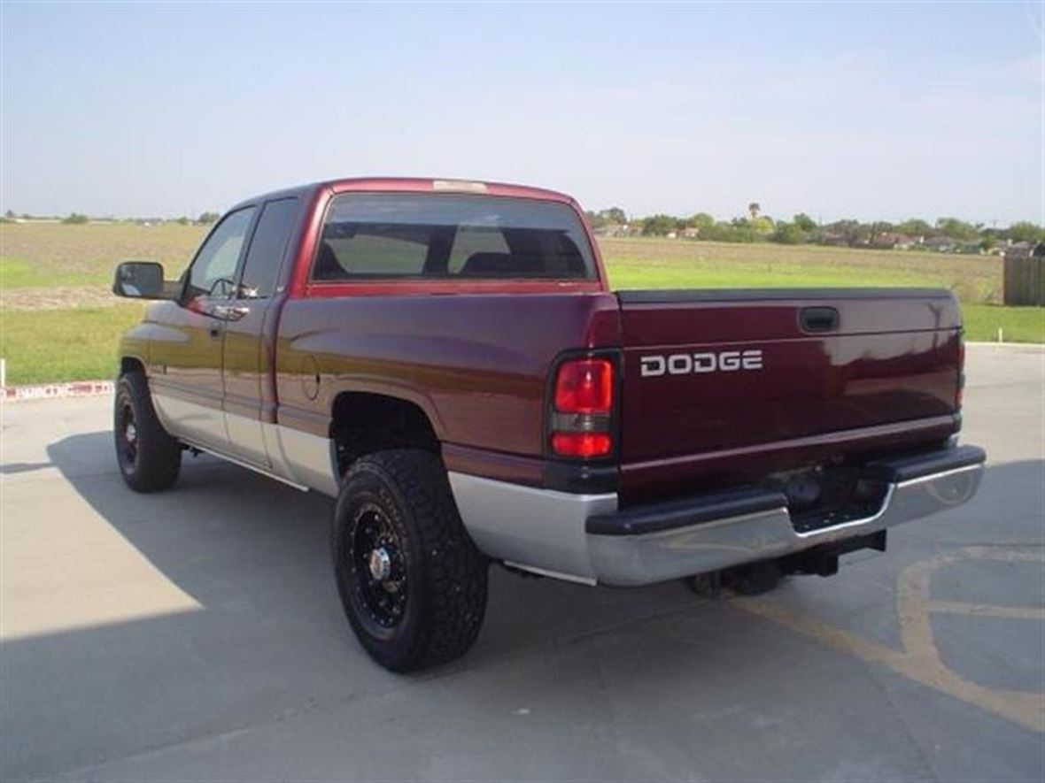 2001 Dodge Ram for sale by owner in Mansfield