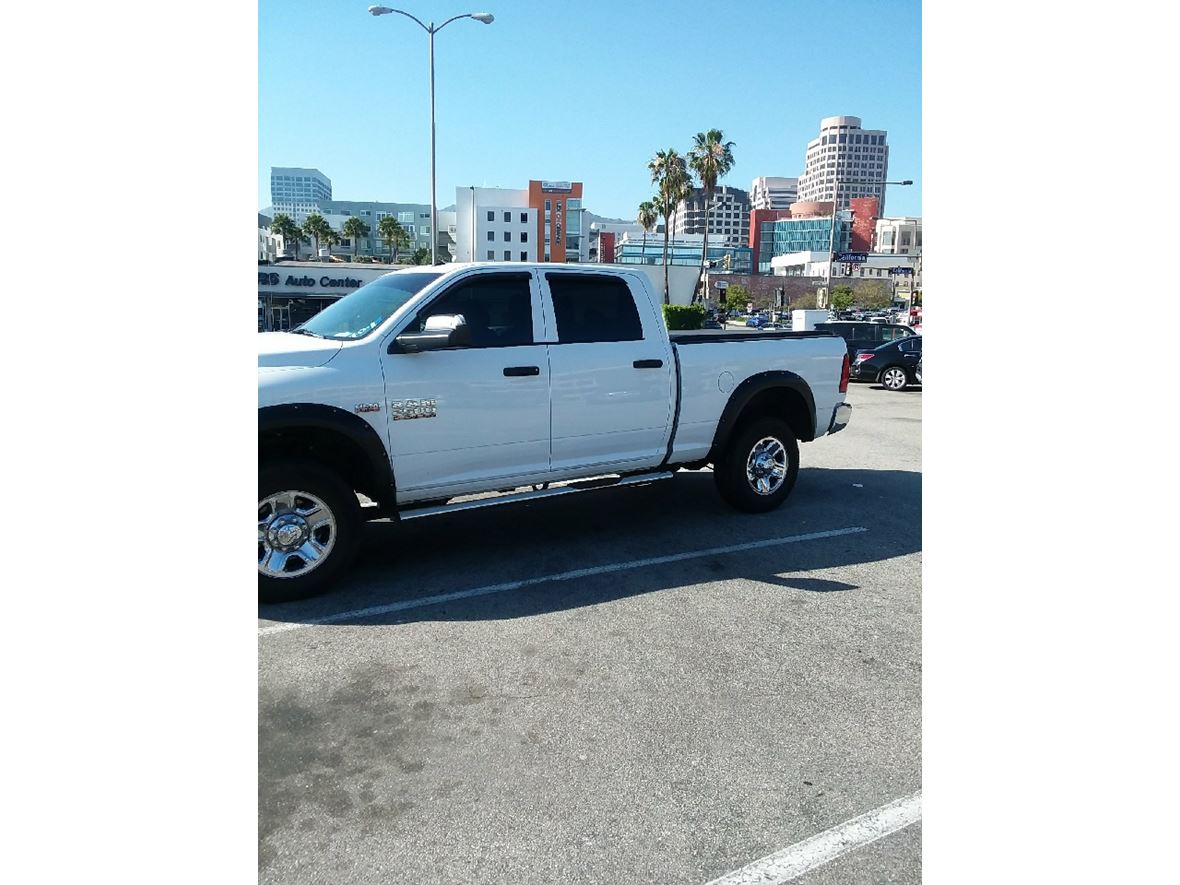 2016 Dodge Ram 2500 for sale by owner in Jacksonville
