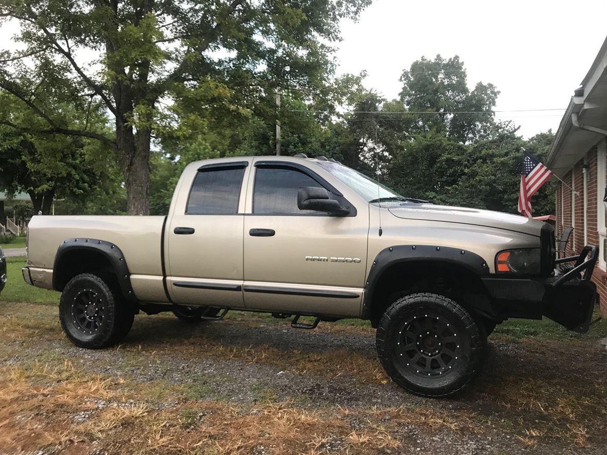 2004 Dodge Ram 3500 for Sale by Owner in Westmoreland, TN 37186