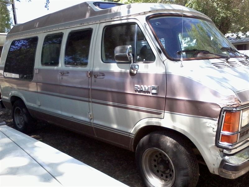 1988 Dodge RAM Van for sale by owner in GARDNERVILLE