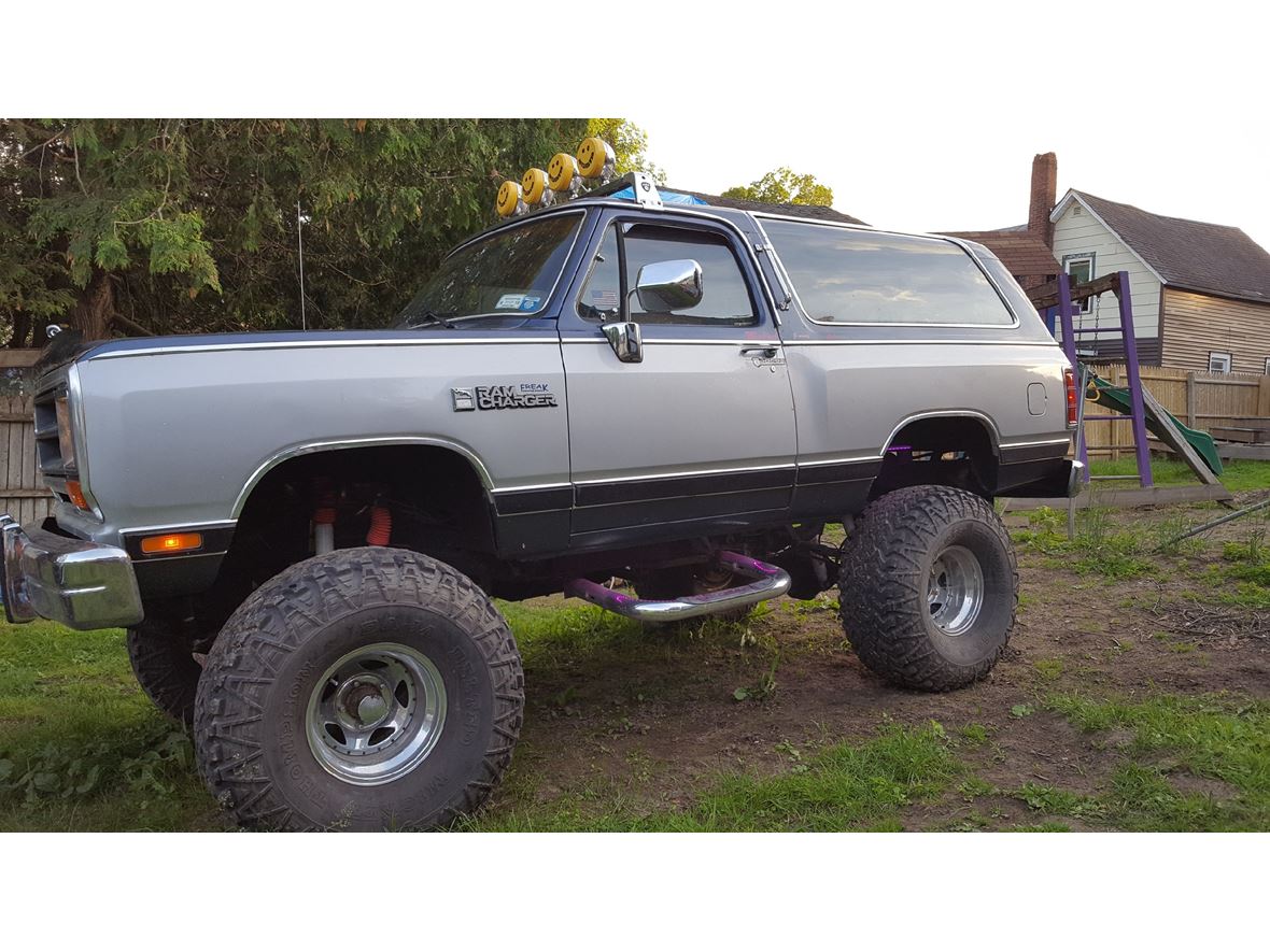 1988 Dodge Ramcharger for sale by owner in Malone