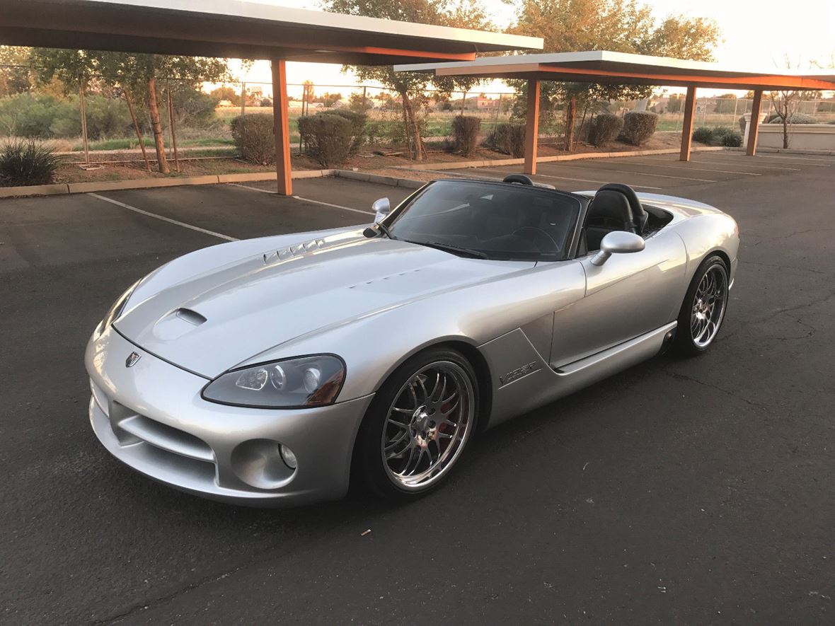 2005 Dodge SRT Viper for sale by owner in Tucson