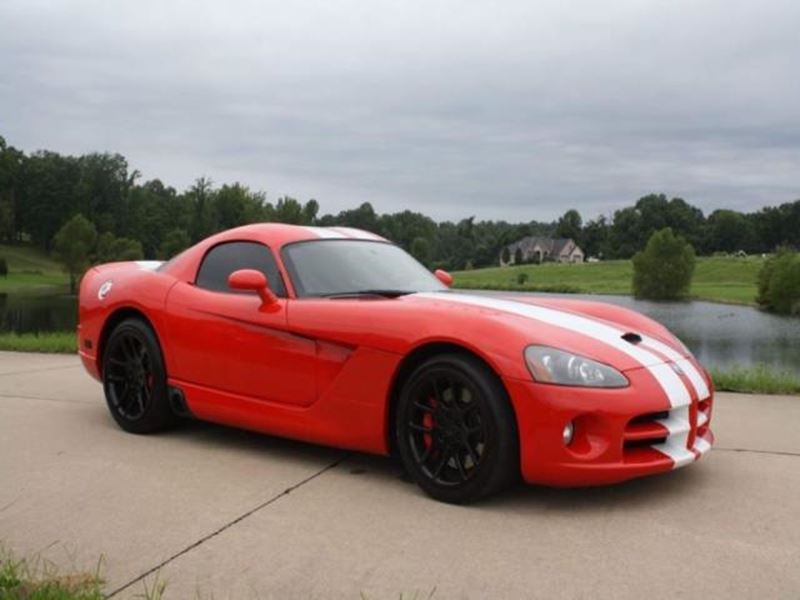2006 Dodge Viper for sale by owner in Buffalo Prairie