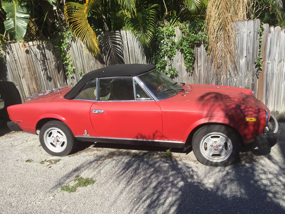 1981 Fiat 124 Spider for sale by owner in Sarasota