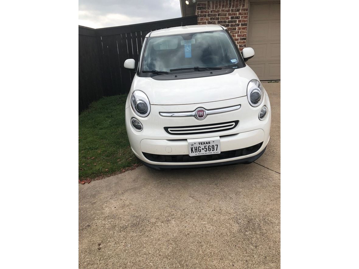 2014 Fiat 500L for sale by owner in Midlothian