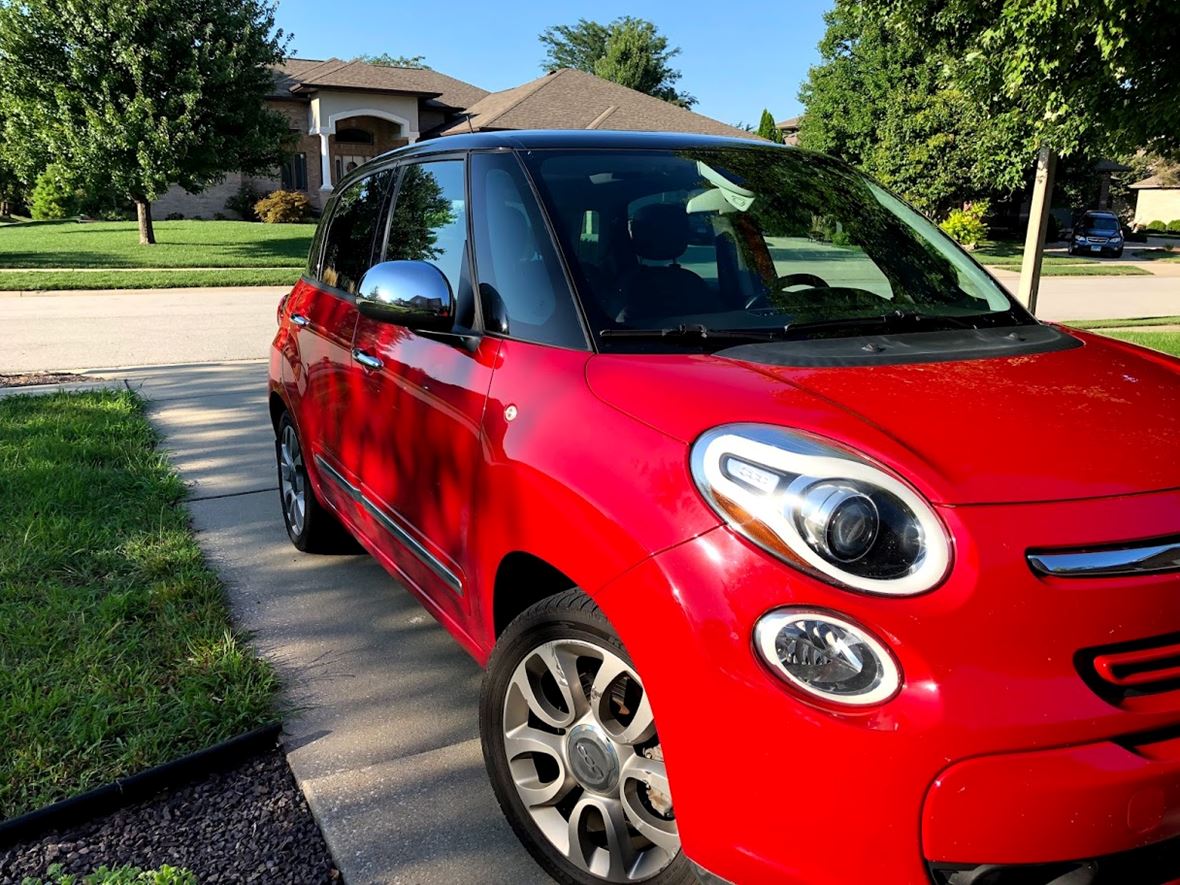 2014 Fiat 500L for sale by owner in Springfield