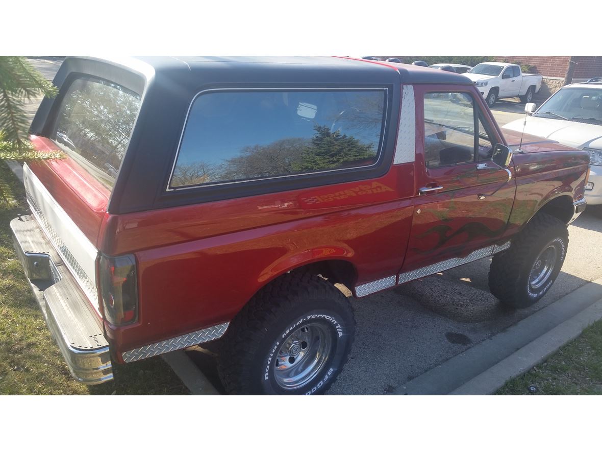 1988 Ford Bronco for sale by owner in Elgin