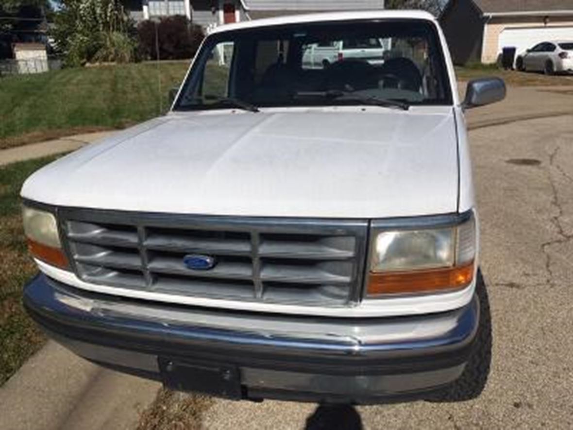 1995 Ford Bronco for sale by owner in Topeka
