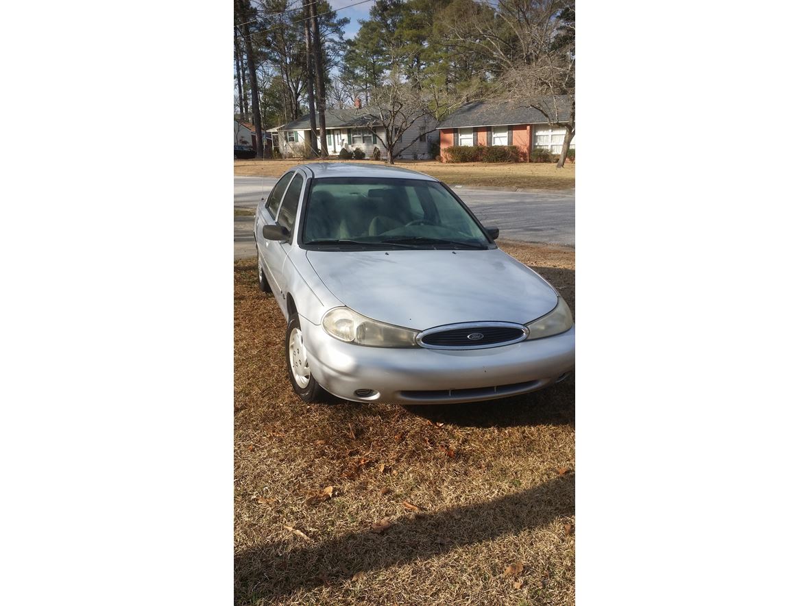 2000 Ford Contour for sale by owner in Fayetteville