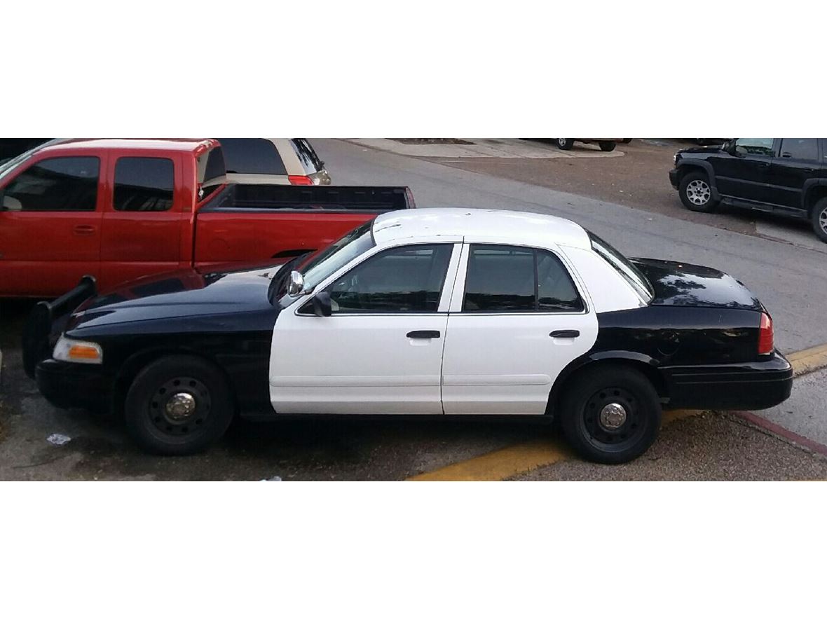 2006 Ford Crown Victoria for sale by owner in Houston