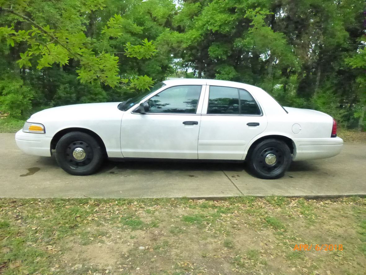 2008 Ford Crown Victoria for sale by owner in Boerne