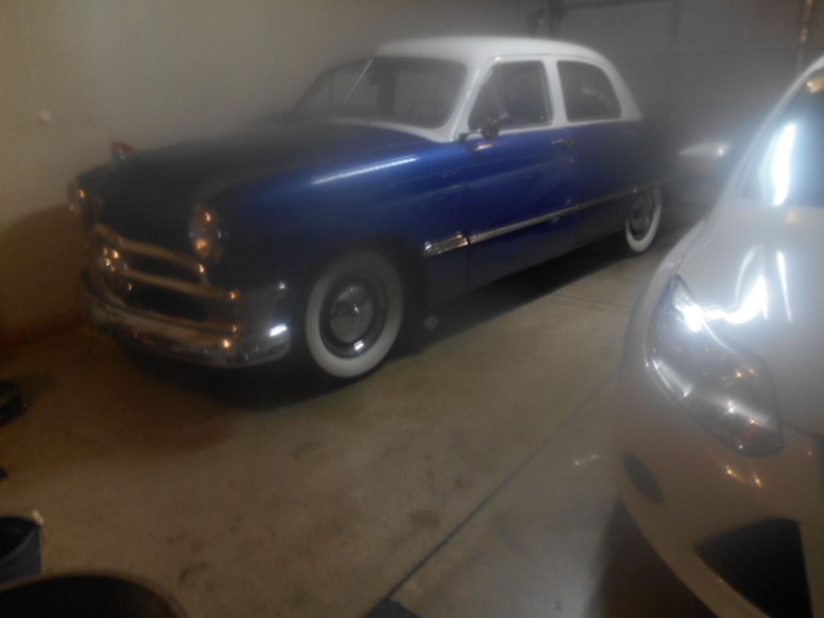 1950 Ford Custom Deluxe for sale by owner in Glendale