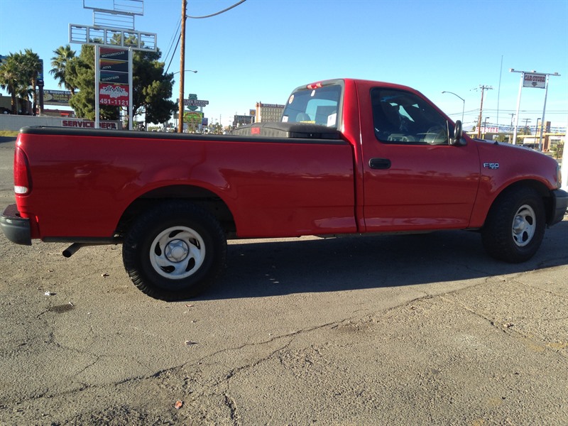 2002 Ford E-150 for sale by owner in LAS VEGAS