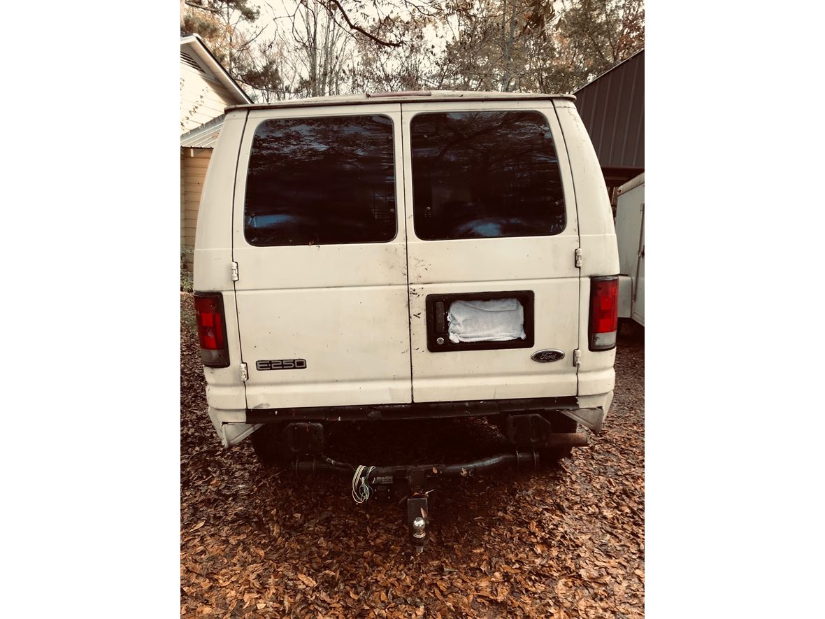 1999 Ford E-250 for sale by owner in Cumming