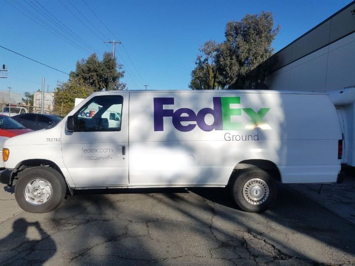 2003 Ford E-250 for sale by owner in Sherman Oaks