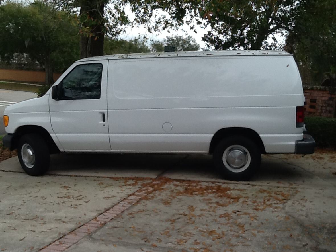 2005 Ford E-250 for sale by owner in Casselberry