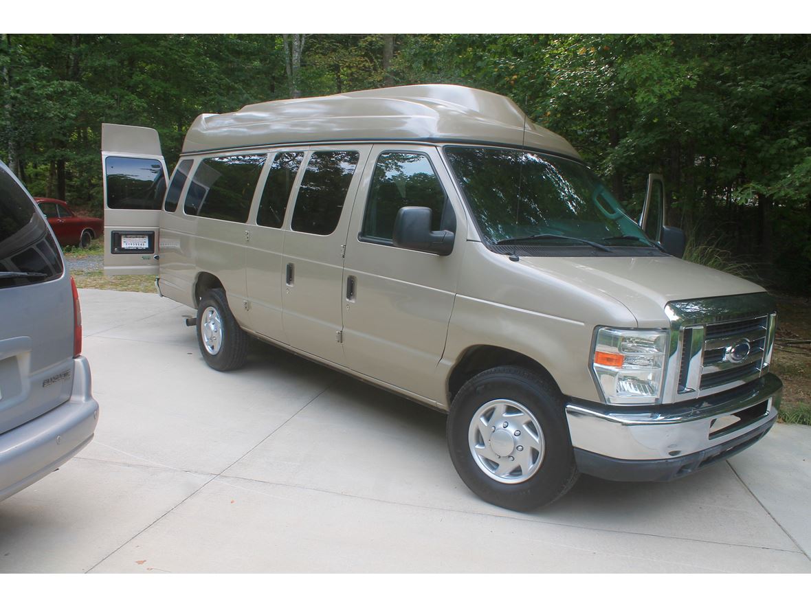 2010 Ford E350 for Sale by Owner in Asheboro, NC 27205
