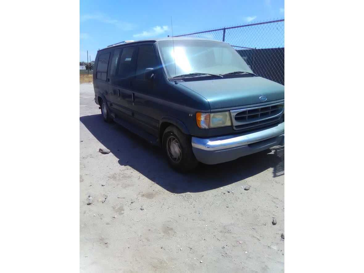 1996 Ford E-Series Van for sale by owner in Salida