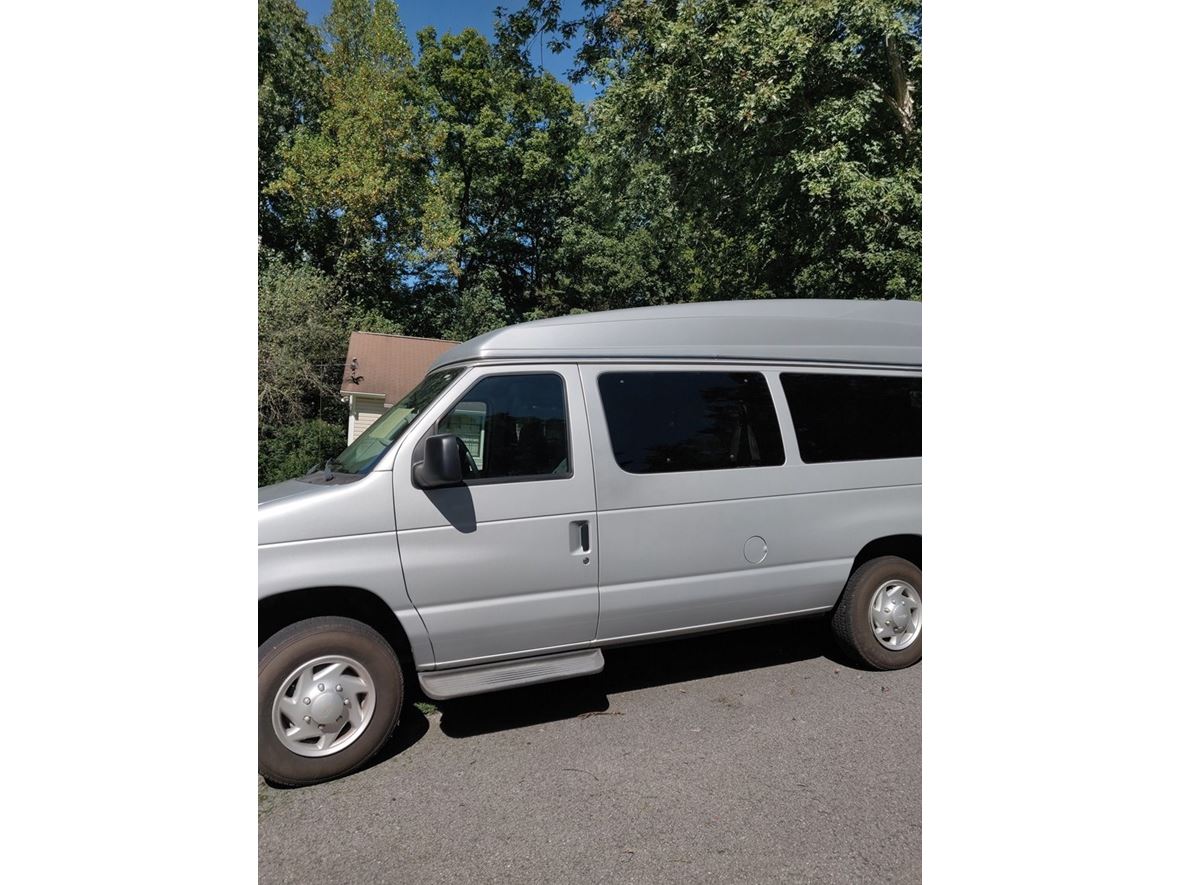2007 Ford E-Series Van for sale by owner in Knoxville
