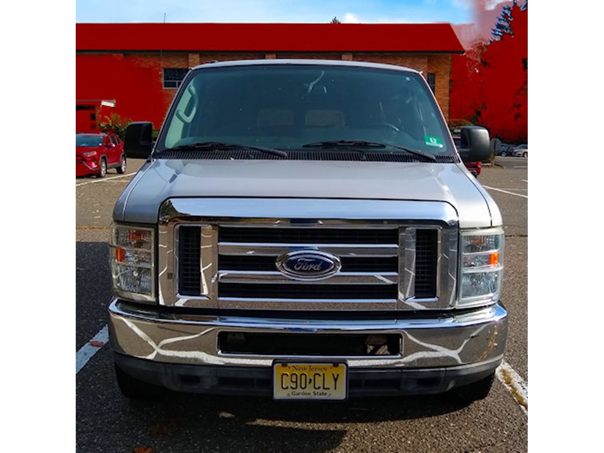 2010 Ford ESeries Van for Sale by Owner in Tenafly, NJ 07670