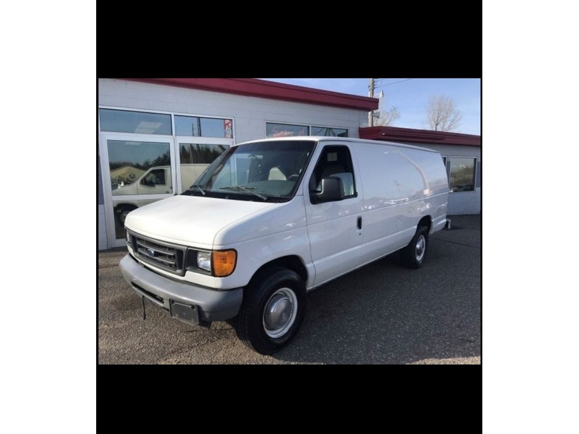 2006 Ford E350SD  for sale by owner in Saint Paul